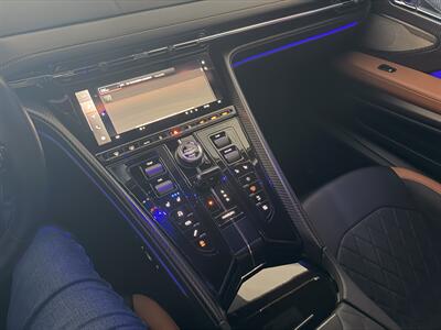 2024 Aston Martin DB12 V8 - Photo 26 - Canoga Park, CA 91303