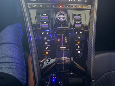 2024 Aston Martin DB12 V8 - Photo 30 - Canoga Park, CA 91303
