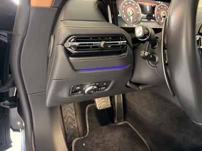2024 Aston Martin DB12 V8 - Photo 21 - Canoga Park, CA 91303