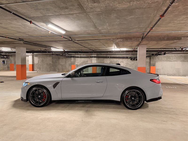 2021 BMW M4 - Photo 2 - Canoga Park, CA 91303