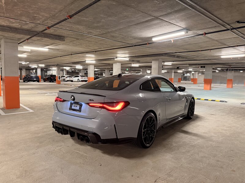 2021 BMW M4 - Photo 4 - Canoga Park, CA 91303