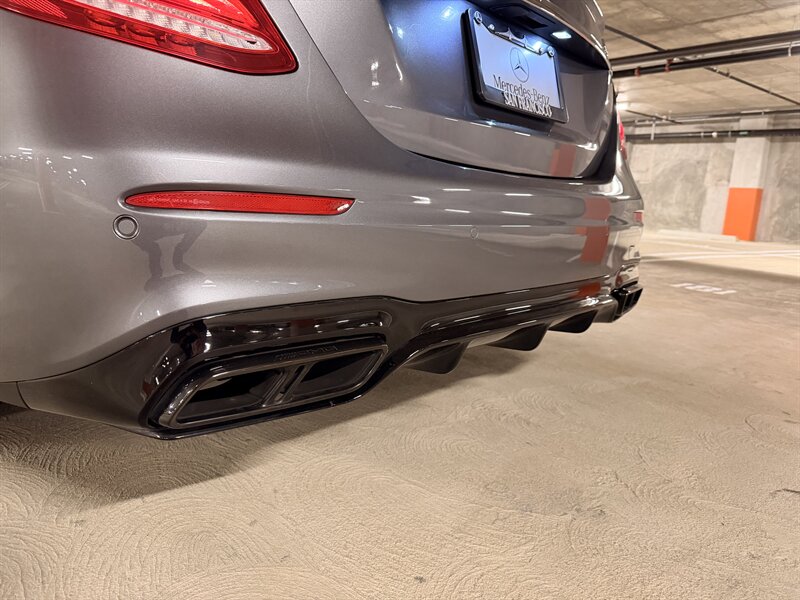 2018 Mercedes-Benz AMG E 63 S - Photo 9 - Canoga Park, CA 91303