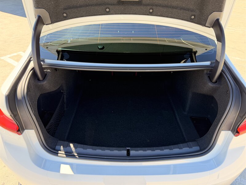 2024 BMW 3 Series M340i - Photo 24 - Canoga Park, CA 91303