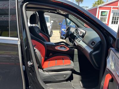 2023 Mercedes-Benz GLE AMG GLE 63 S   - Photo 21 - Canoga Park, CA 91303