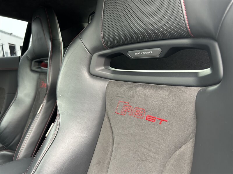 2023 Audi R8 5.2 V10 GT   - Photo 30 - Canoga Park, CA 91303