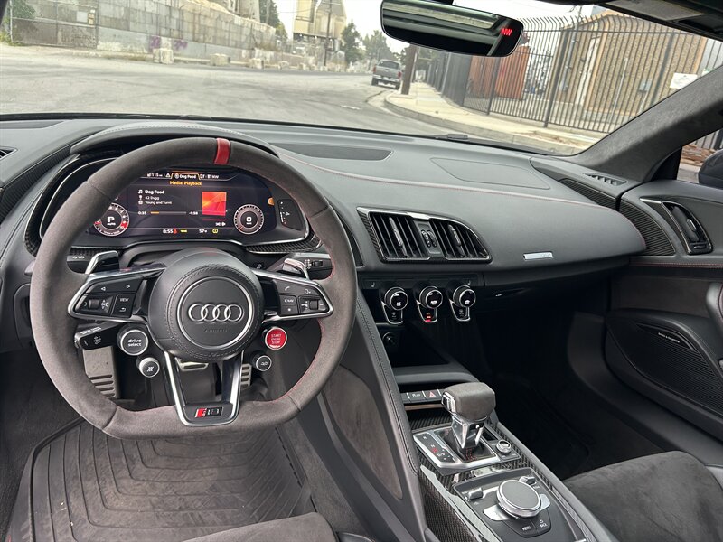2023 Audi R8 5.2 V10 GT   - Photo 27 - Canoga Park, CA 91303