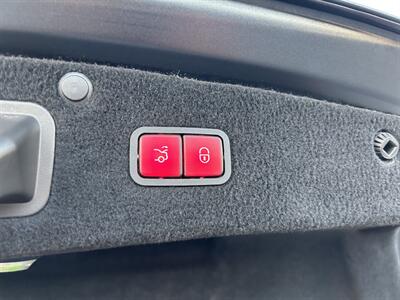 2019 Mercedes-Benz AMG S 63   - Photo 11 - Canoga Park, CA 91303