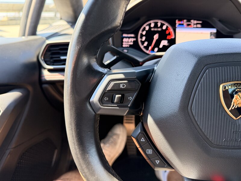 2016 Lamborghini Huracan LP 610-4 - Photo 35 - Canoga Park, CA 91303