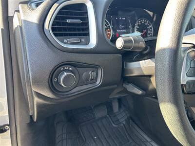 2020 Jeep Renegade Sport   - Photo 23 - Canoga Park, CA 91303
