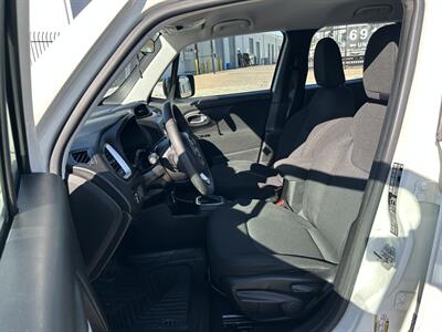 2020 Jeep Renegade Sport   - Photo 14 - Canoga Park, CA 91303