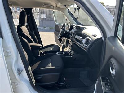 2020 Jeep Renegade Sport   - Photo 20 - Canoga Park, CA 91303
