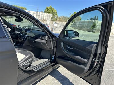 2018 BMW M3 CS   - Photo 25 - Canoga Park, CA 91303