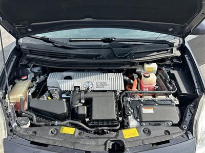 2015 Toyota Prius Three   - Photo 12 - Canoga Park, CA 91303