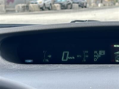 2015 Toyota Prius Three   - Photo 36 - Canoga Park, CA 91303