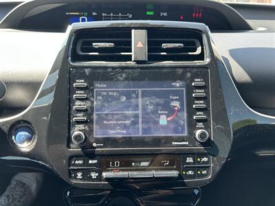2022 Toyota Prius XLE   - Photo 31 - Canoga Park, CA 91303