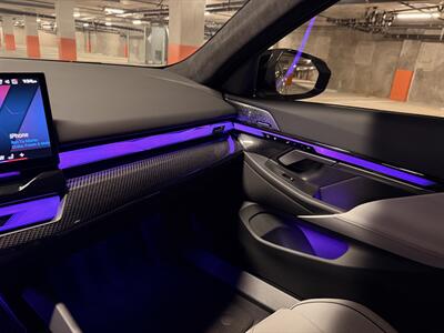 2025 BMW M5 Touring   - Photo 39 - Canoga Park, CA 91303