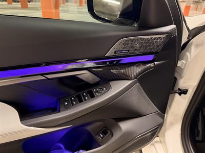 2025 BMW M5 Touring   - Photo 31 - Canoga Park, CA 91303