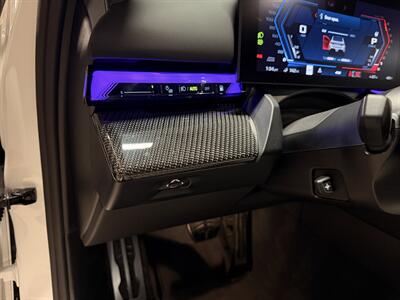 2025 BMW M5 Touring   - Photo 34 - Canoga Park, CA 91303