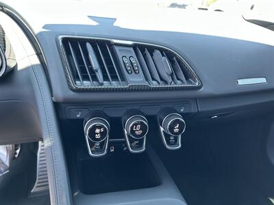 2022 Audi R8 5.2 quattro V10 performan   - Photo 31 - Canoga Park, CA 91303