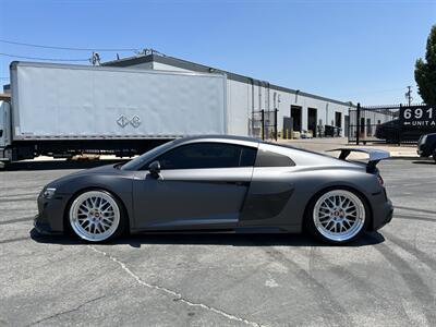 2022 Audi R8 5.2 quattro V10 performan   - Photo 2 - Canoga Park, CA 91303