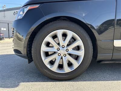 2016 Land Rover Range Rover HSE   - Photo 12 - Canoga Park, CA 91303