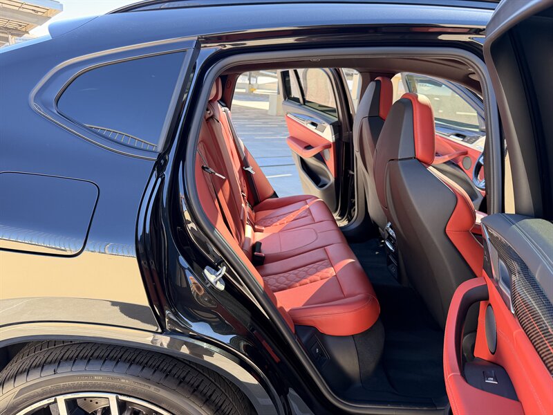 2021 BMW X4 M - Photo 21 - Canoga Park, CA 91303
