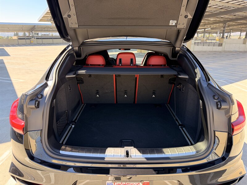 2021 BMW X4 M - Photo 9 - Canoga Park, CA 91303