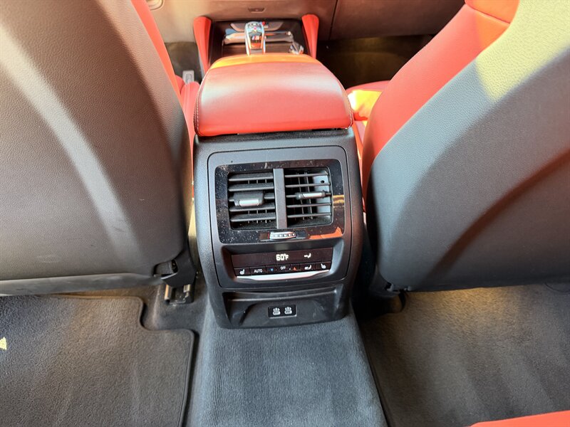 2021 BMW X4 M - Photo 25 - Canoga Park, CA 91303