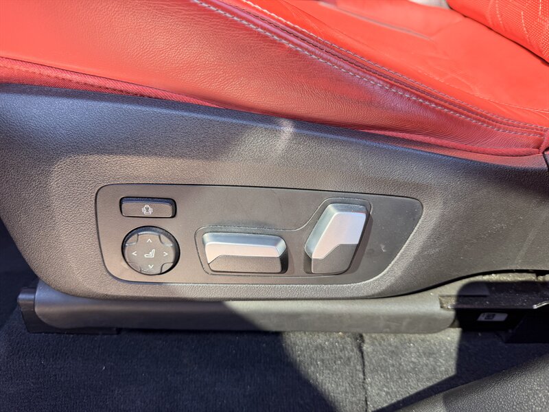 2021 BMW X4 M - Photo 29 - Canoga Park, CA 91303