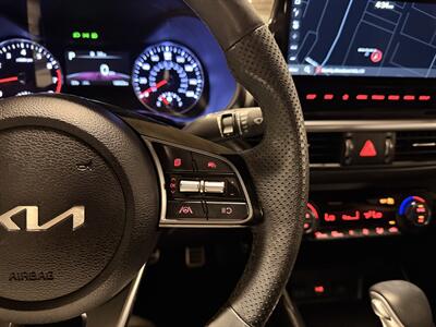 2023 Kia Forte GT-Line   - Photo 30 - Canoga Park, CA 91303