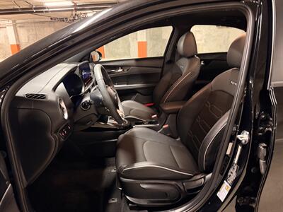 2023 Kia Forte GT-Line   - Photo 13 - Canoga Park, CA 91303