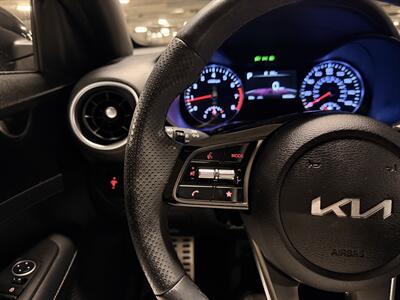 2023 Kia Forte GT-Line   - Photo 29 - Canoga Park, CA 91303