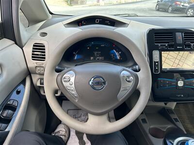 2011 Nissan LEAF SL   - Photo 29 - Canoga Park, CA 91303