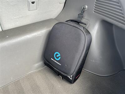 2011 Nissan LEAF SL   - Photo 10 - Canoga Park, CA 91303