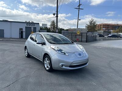 2011 Nissan LEAF SL   - Photo 6 - Canoga Park, CA 91303