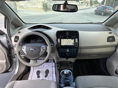 2011 Nissan LEAF SL   - Photo 22 - Canoga Park, CA 91303