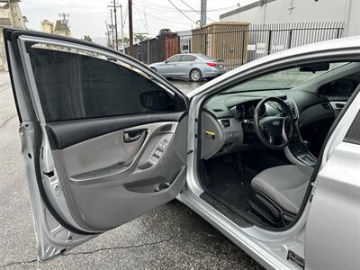 2013 Hyundai ELANTRA GLS   - Photo 11 - Canoga Park, CA 91303