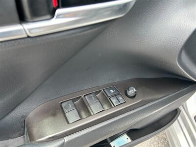 2021 Toyota Camry SE   - Photo 20 - Canoga Park, CA 91303