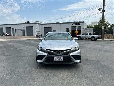 2021 Toyota Camry SE   - Photo 7 - Canoga Park, CA 91303