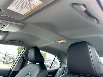 2021 Toyota Camry SE   - Photo 26 - Canoga Park, CA 91303