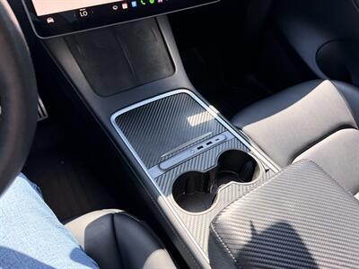 2022 Tesla Model Y Performance   - Photo 41 - Canoga Park, CA 91303