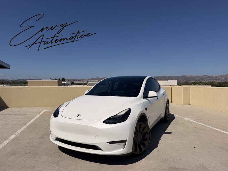 2022 Tesla Model Y Performance   - Photo 1 - Canoga Park, CA 91303