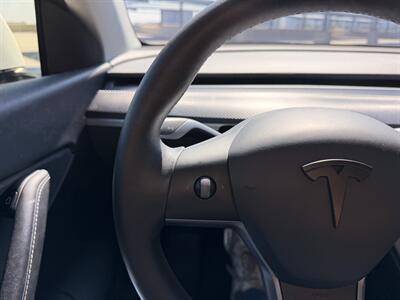 2022 Tesla Model Y Performance   - Photo 49 - Canoga Park, CA 91303