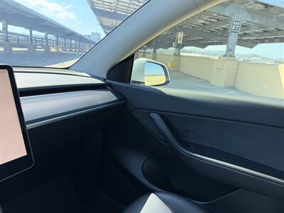 2022 Tesla Model Y Performance   - Photo 45 - Canoga Park, CA 91303