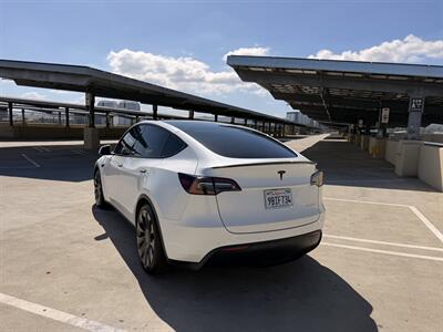 2022 Tesla Model Y Performance   - Photo 5 - Canoga Park, CA 91303
