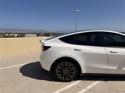 2022 Tesla Model Y Performance   - Photo 8 - Canoga Park, CA 91303