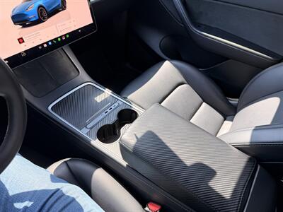 2022 Tesla Model Y Performance   - Photo 40 - Canoga Park, CA 91303