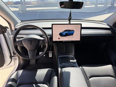 2022 Tesla Model Y Performance   - Photo 35 - Canoga Park, CA 91303