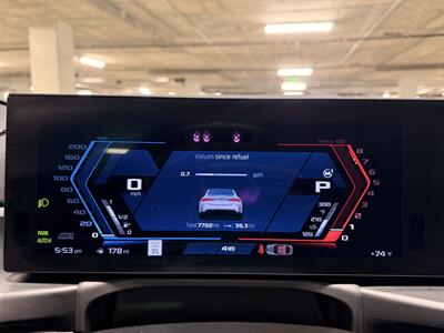 2026 BMW M4 Competition xDrive   - Photo 37 - Canoga Park, CA 91303