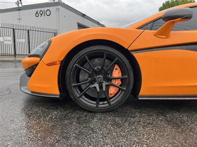 2016 McLaren 570S   - Photo 15 - Canoga Park, CA 91303